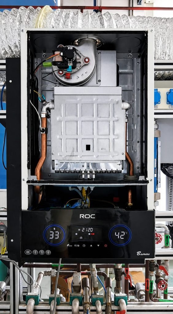 Internal components and copper pipes of ROC B-series gas boiler for wall hung boiler troubleshooting guidance